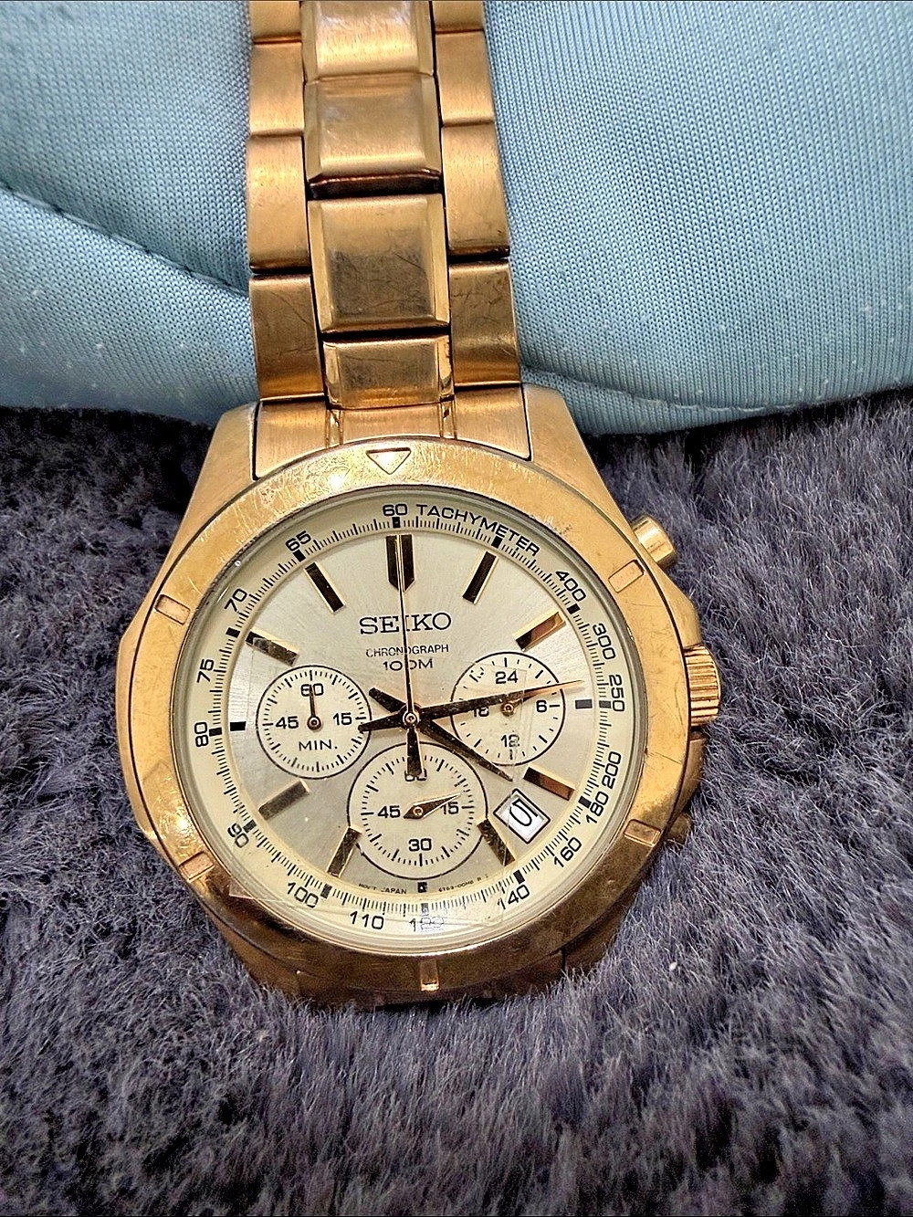 Seiko Chronograph 100M Gold-Tone Watch - needs a battery
